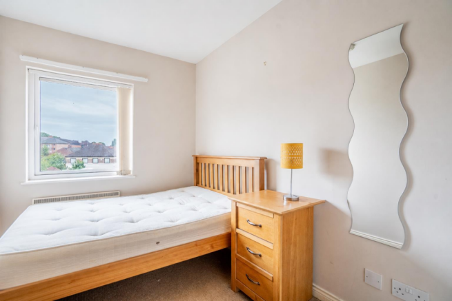 2 bed Apartment for sale Image 8