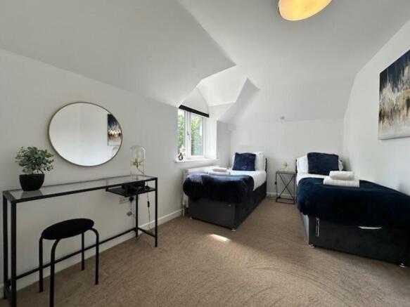 2 bed Detached to rent Image 6