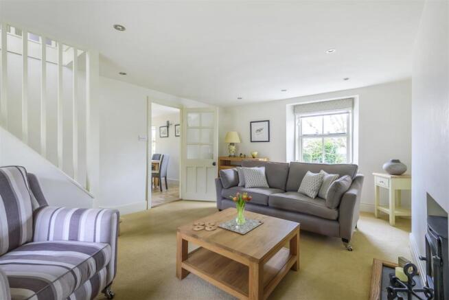 Sitting Room 2.jpg