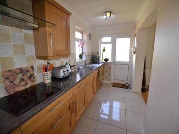 Kitchen (2)