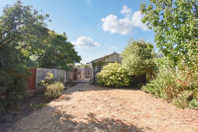 Aylesbury Road, Bedford, MK41 photo 4