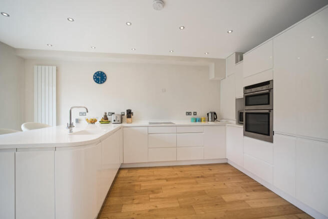 BowyerCrescent_004
