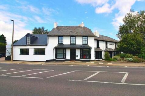 St. Albans Road, South Mimms, EN6