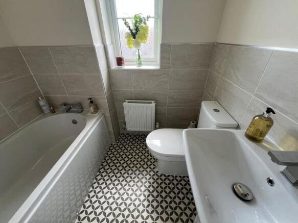 Photo 11