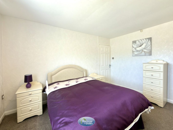 3 bed Detached Bungalow for sale Image 10