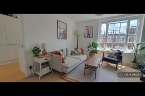 5, Kilner House, Clayton Street, London SE11 5SE