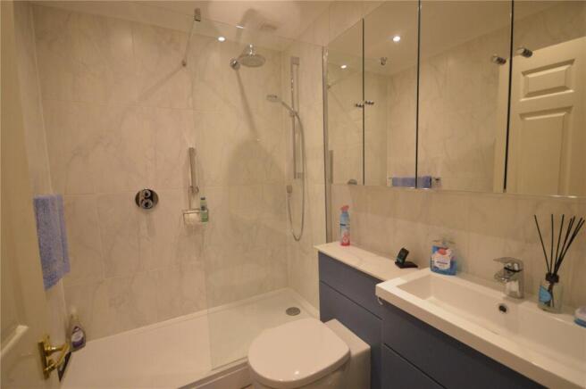 Tanners Lane, Haslemere, Surrey, GU27 photo 4