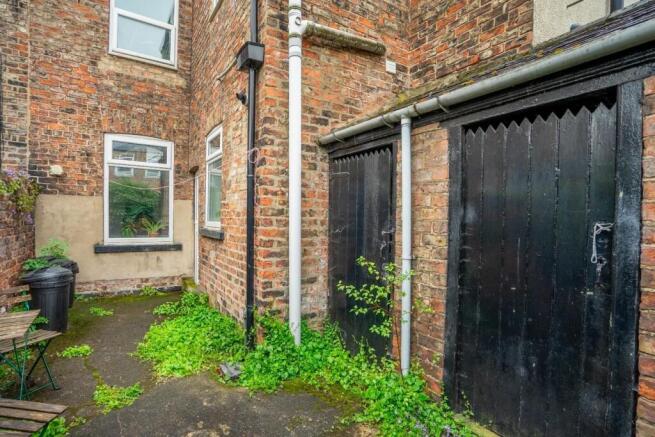 2 bed Terraced for sale Image 10
