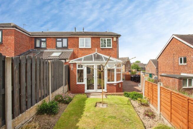 3 bed Semi-Detached for sale Image 4