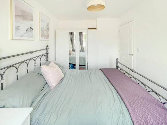 3 bed Semi-Detached for sale Image 10