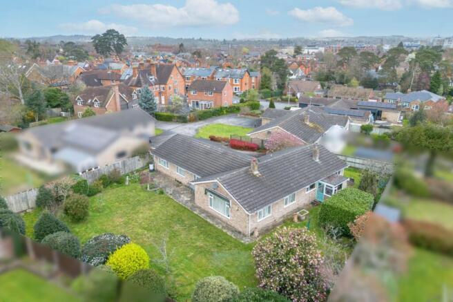 4-bed detached on Porchester Road, Newbury, Berkshire, RG14, £700,000