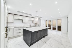 3, Grove Road, London W3 6AW