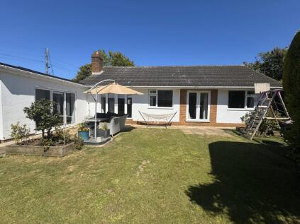 The Bungalow, The Green, Seamer, Middlesbrough, North Yorkshire TS9 5LS
