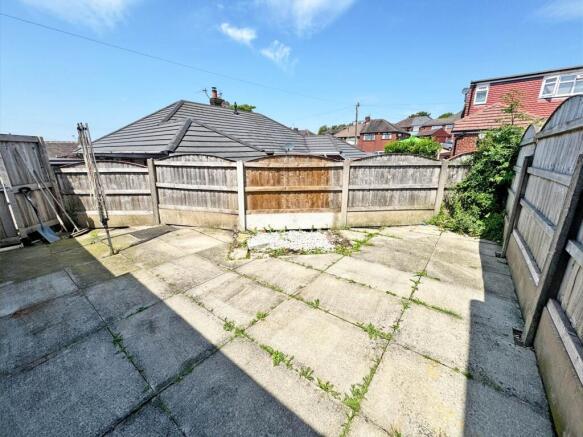 2 bed Semi-Detached Bungalow for sale Image 9