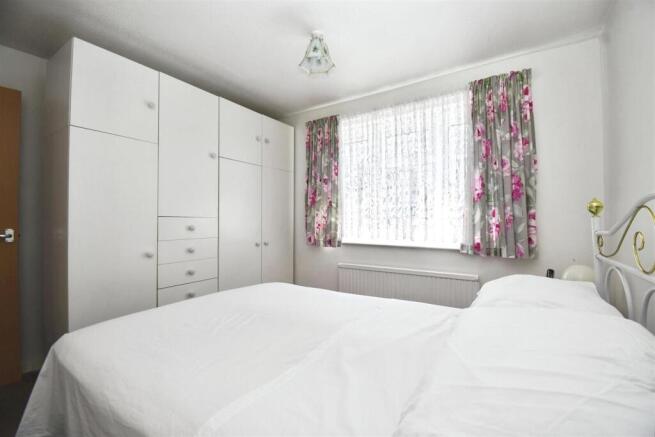 3 bed Semi-Detached for sale Image 11
