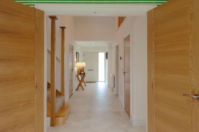 03. Hall