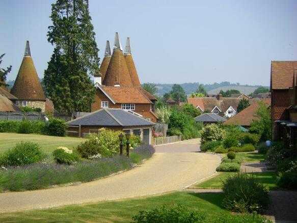 Eylesden Court Grounds