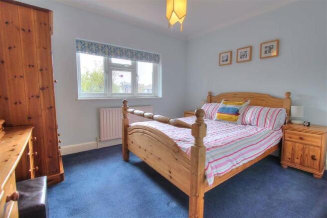 Bedroom 2: