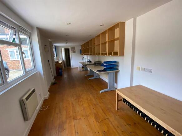 PHOTO-2025-10-15-23-55-56 (2).jpg