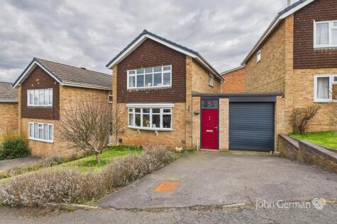 Field Close, Burton-on-Trent