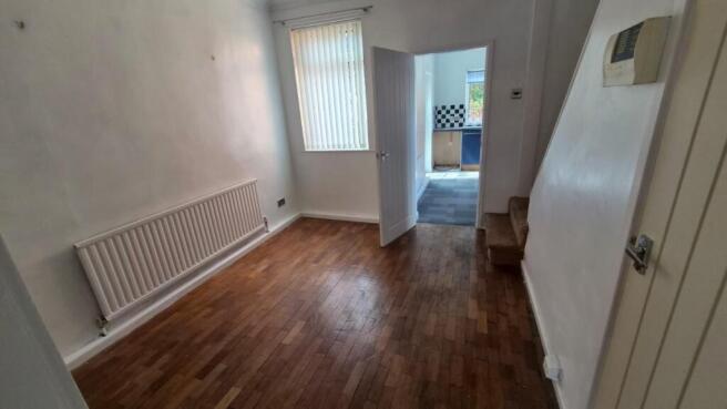 3 bed Terraced to rent Image 7