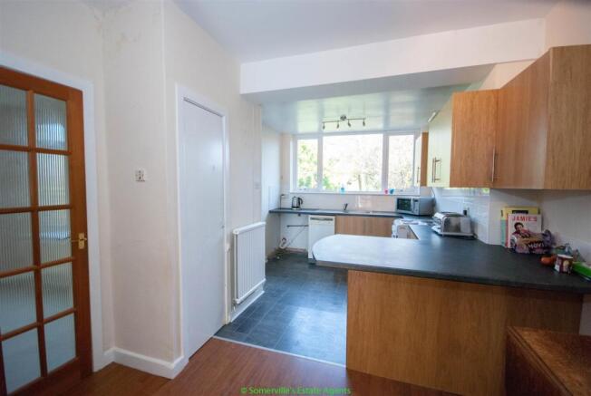 Kitchen & Breakfast 