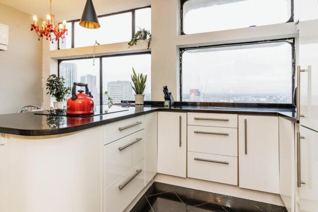 Flat 2308, City Heights, Salford photo 4