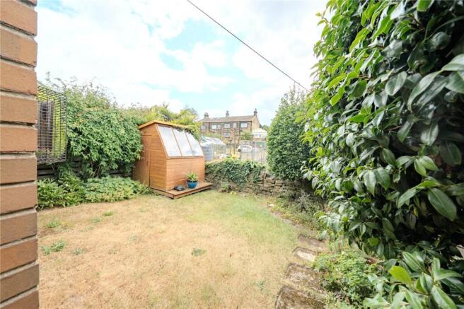 3 bed Semi-Detached for sale Image 9