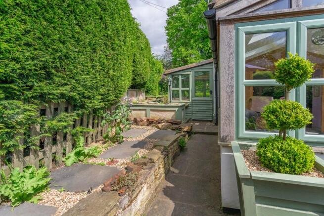 side garden