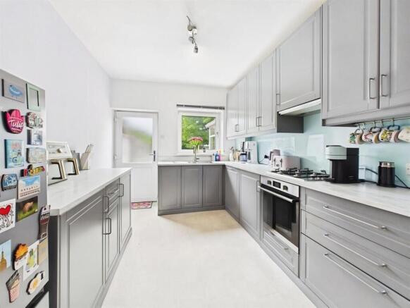 3 bed Terraced for sale Image 2