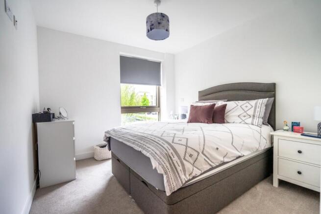 2 bed Apartment for sale Image 5