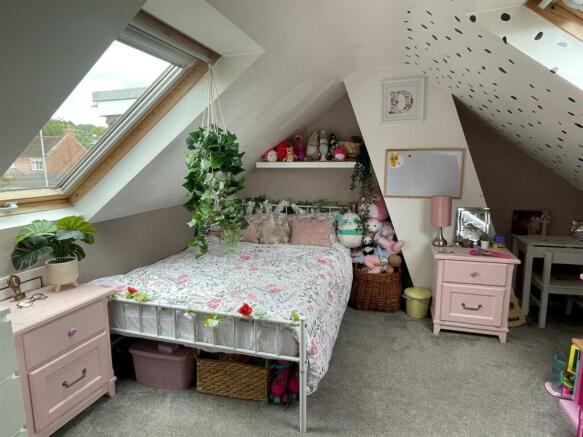 Bedroom.,.jpg