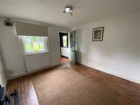 Sitting Room 2.jpg