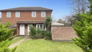 31, Bridgnorth Close, Northbrook, Worthing BN13 3QW