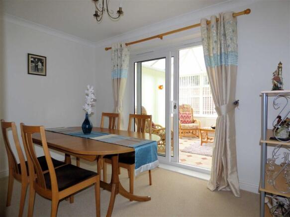 Bedroom 3 / Dining R