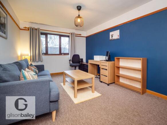 19RiverdaleCourt-4