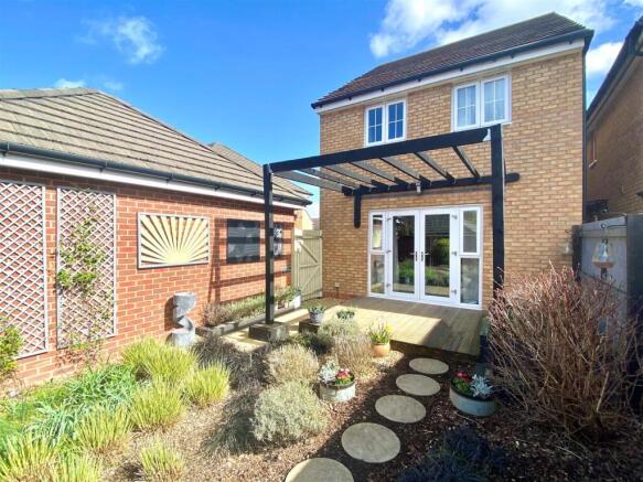 Rear Garden 1.jpg