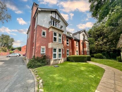 Bronington Close, Northenden, M22