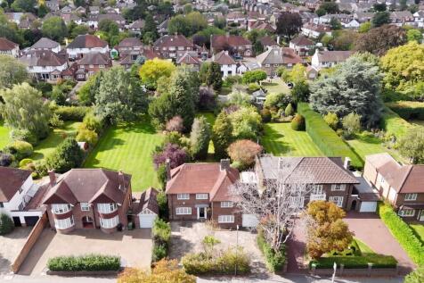 Alexandra Road, Epsom, KT17