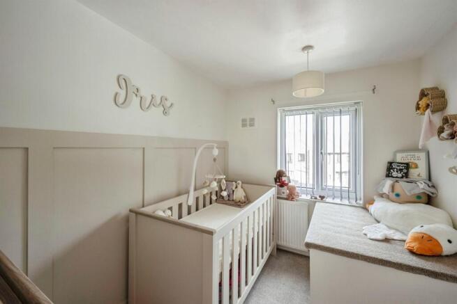 3 bed Semi-Detached for sale Image 9