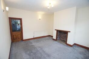 121, Pikes Lane, Glossop SK13 8EH