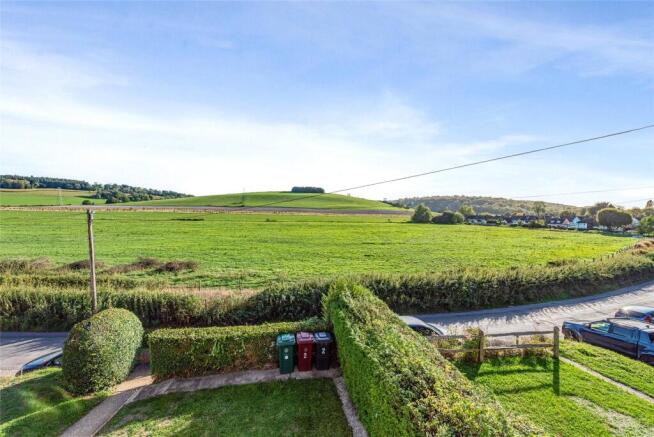 Front Garden & View
