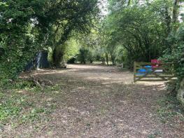1, Tettaridge Gate, Road From Colemans Cross To Heale Bridge, Launceston PL15 9QX