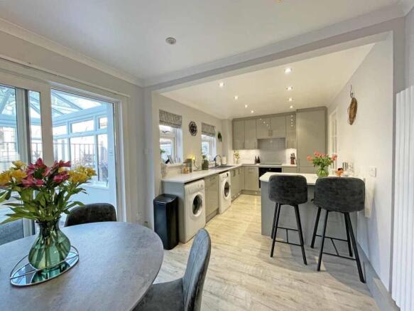 Rydal Close 5 - Kitchen Dining Room 1.jpg