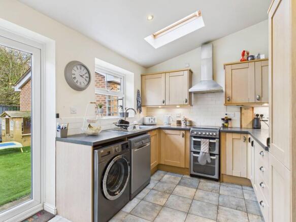 3 bed Detached for sale Image 9