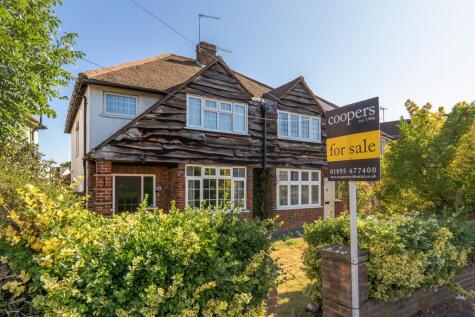 Roundways, Ruislip, HA4