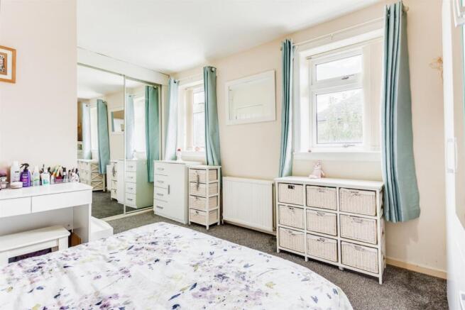 2 bed Semi-Detached for sale Image 10