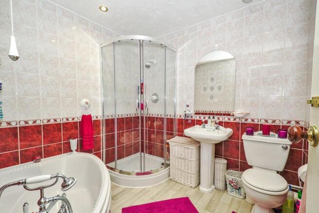 Bathroom/Shower Room