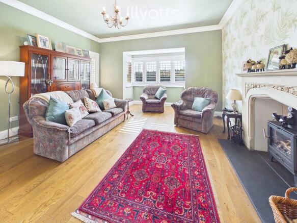4 bed Detached for sale Image 5