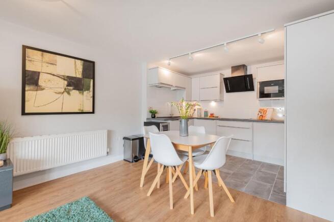 Kitchen/dining area
